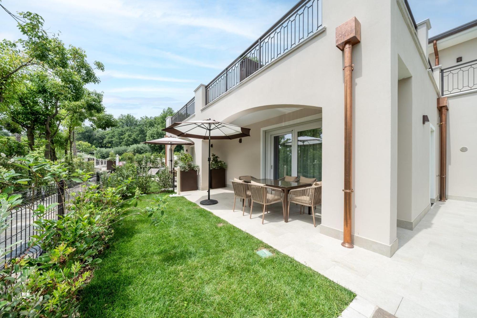 Villa Silvia Apartments San Felice del Benaco Exteriör bild