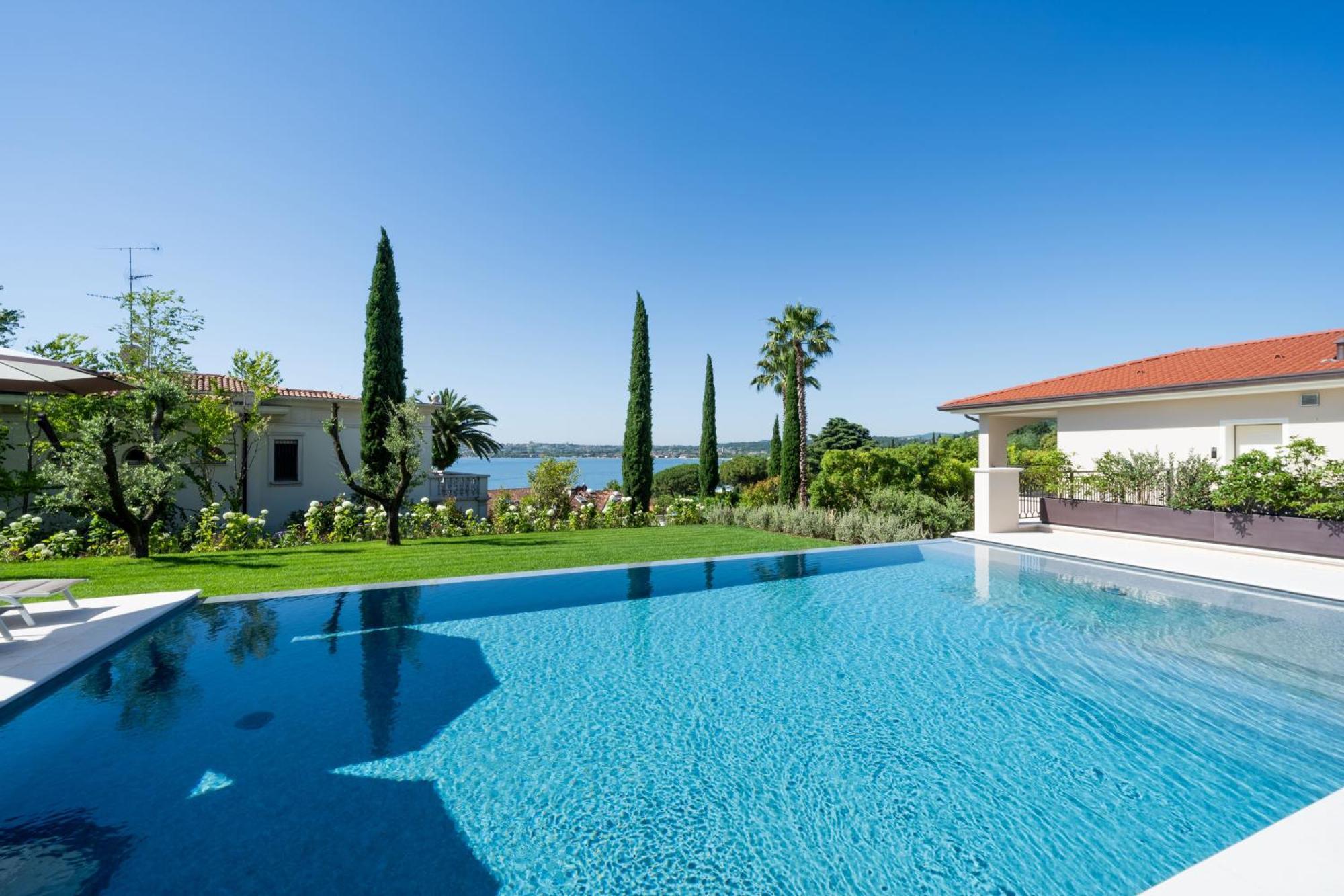 Villa Silvia Apartments San Felice del Benaco Exteriör bild