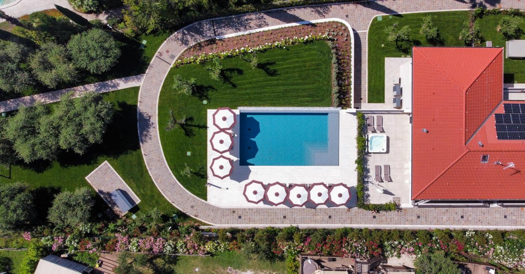 Villa Silvia Apartments San Felice del Benaco Exteriör bild