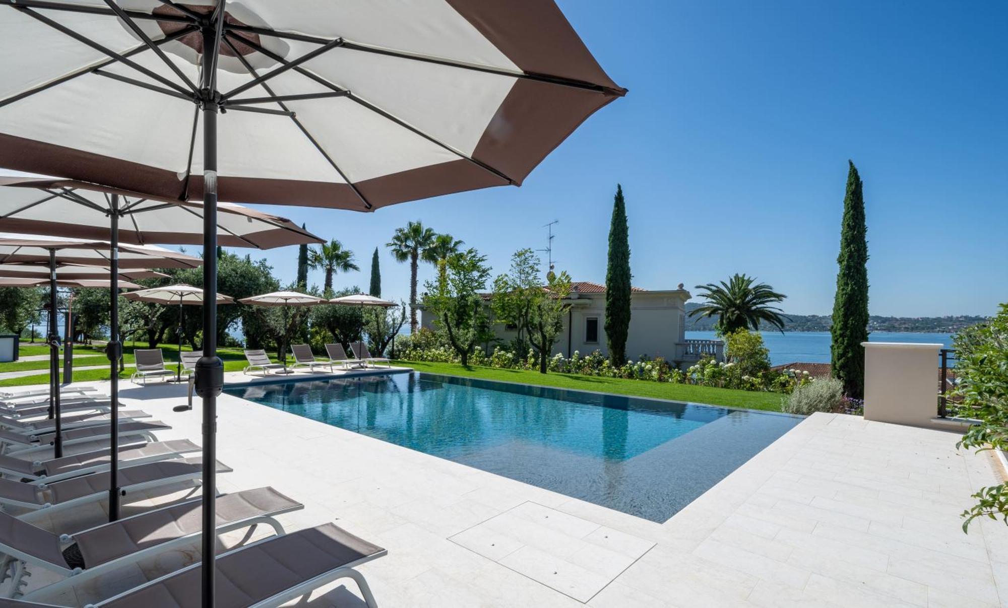 Villa Silvia Apartments San Felice del Benaco Exteriör bild